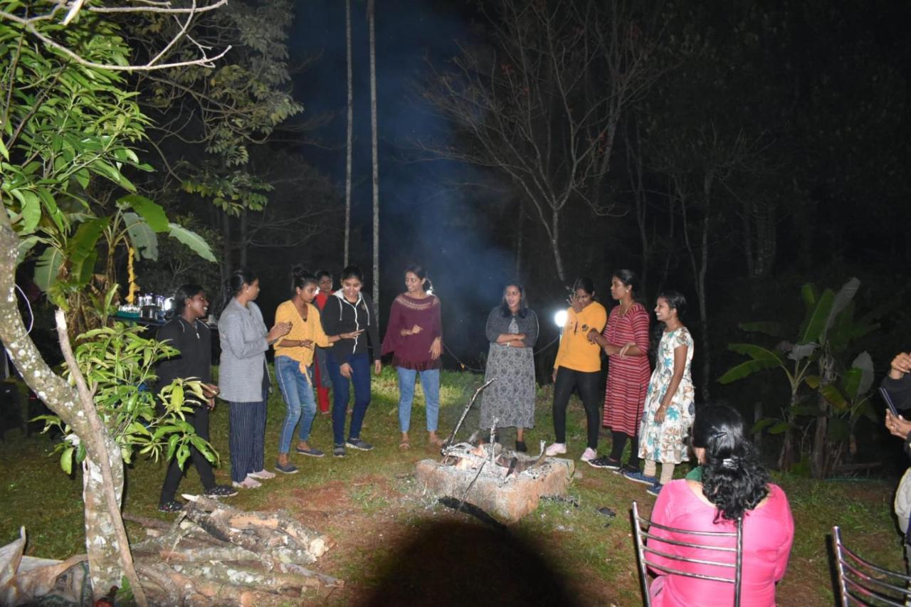 Munnar Tent Hills Resort Devikolam Eksteriør billede